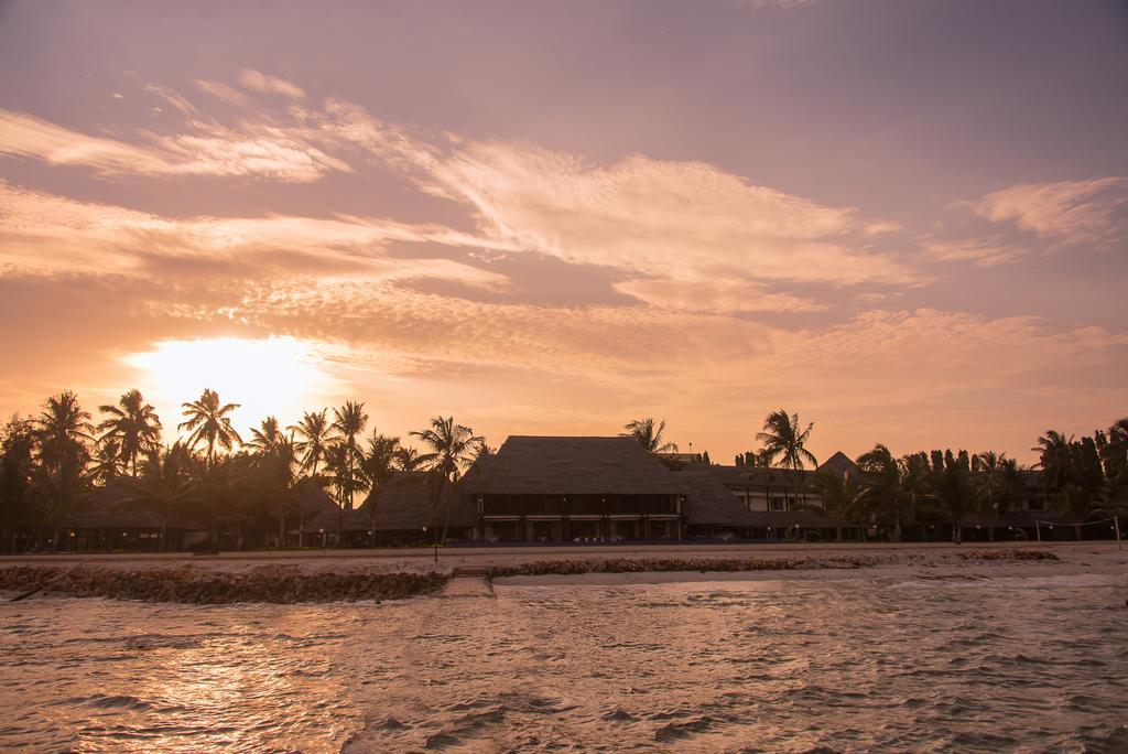 White Sands Hotel Dar es Salaam Eksteriør billede